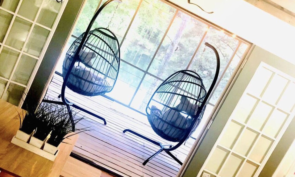 Conyers House | Lake Front Cabin