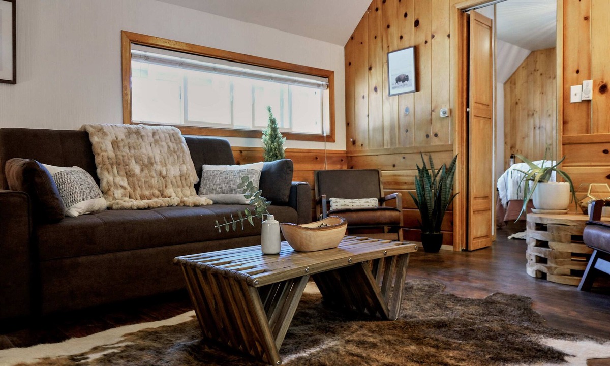 June Lake Cabin | Lake Front Cabins