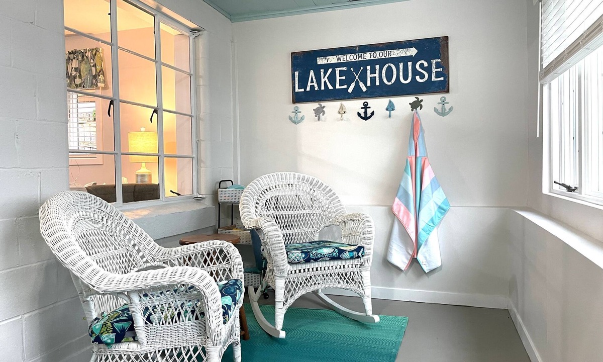 Shipshewana House | Lake Front Cottage Kayaks Game Table Fun