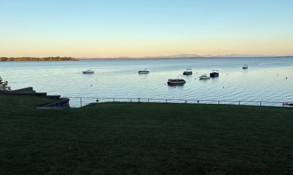 Plattsburgh House | Lake Front Home on beautiful Lake Champlain; Sleeps 20 & great for families