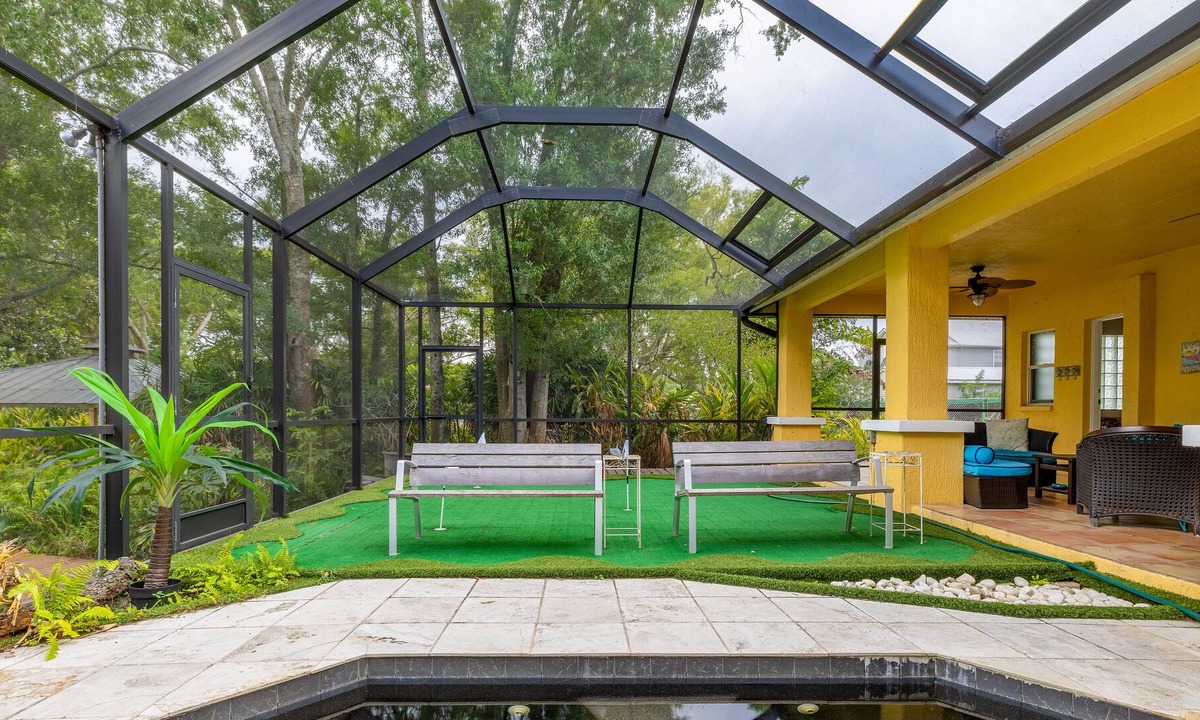 Egypt Lake-Leto House | Lake Front-Jacuzzi-Mini Golf-Exclusive