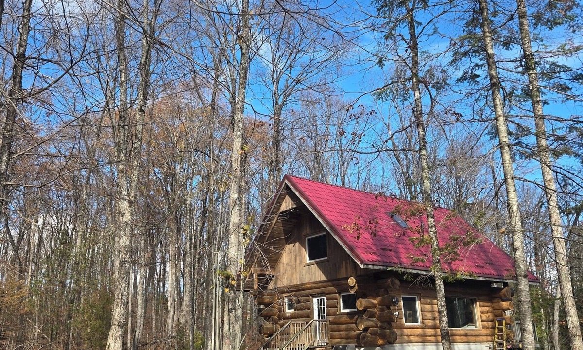 Irondale Cabin | Lake Front Log Cabin
