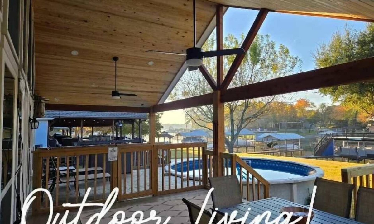 Mabank House | Lake Front Oasis, Pool, Dock, Fire Pit, Sleeps 12