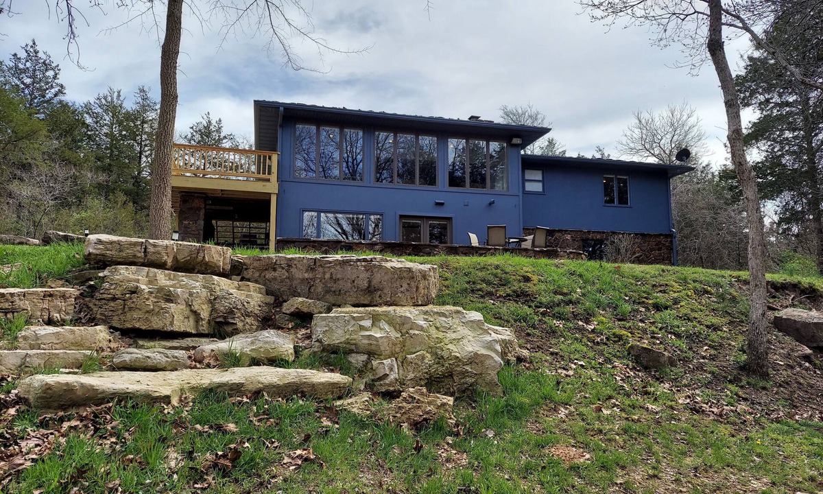 Eagle Rock House | Lake Front spacious family home