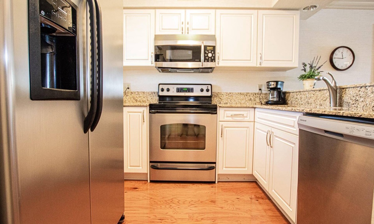 Wesley Chapel Condo | Lake & Golf Views in Saddlebrook Resort. 2 bed/2bath