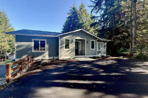 Lake Goodwin House | Lake Goodwin Retreat