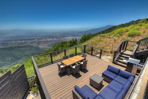 Crestline House | Lake Gregory Skyline Ridge