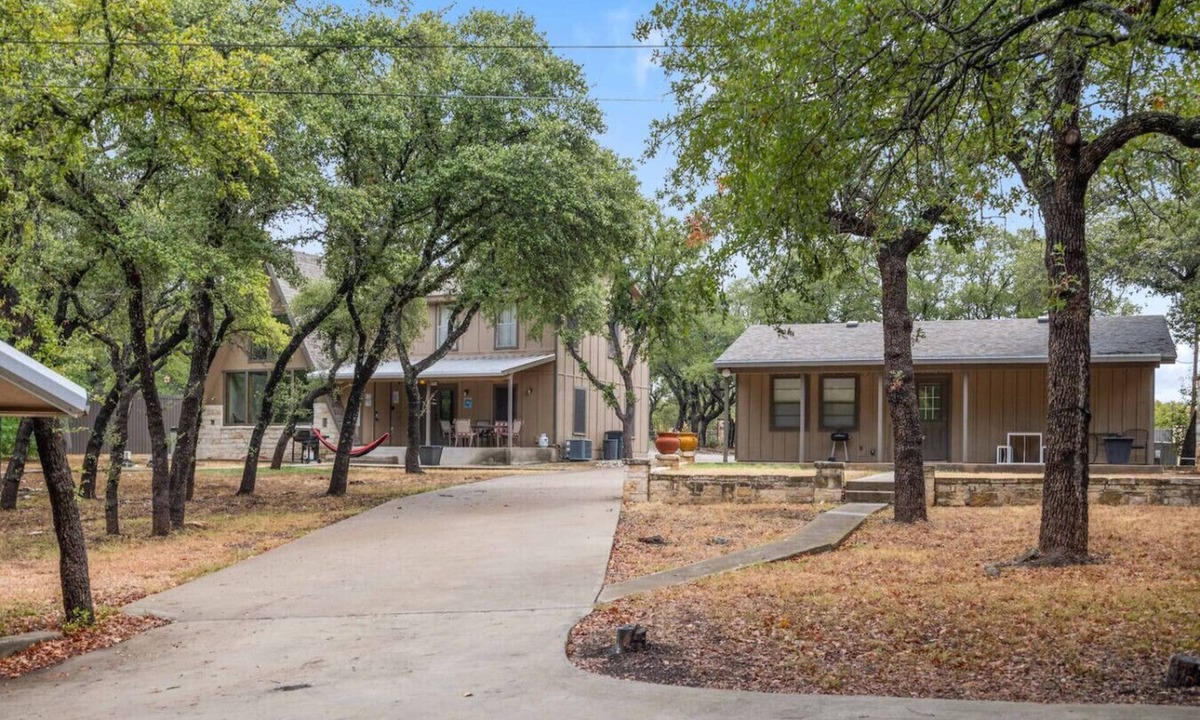 Brownwood House | Lake Group Retreat: All 3 Homes
