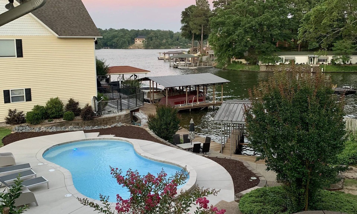 Rockwell House | Lake Hamilton luxury lake house! New spa and pool with optional heat ready!