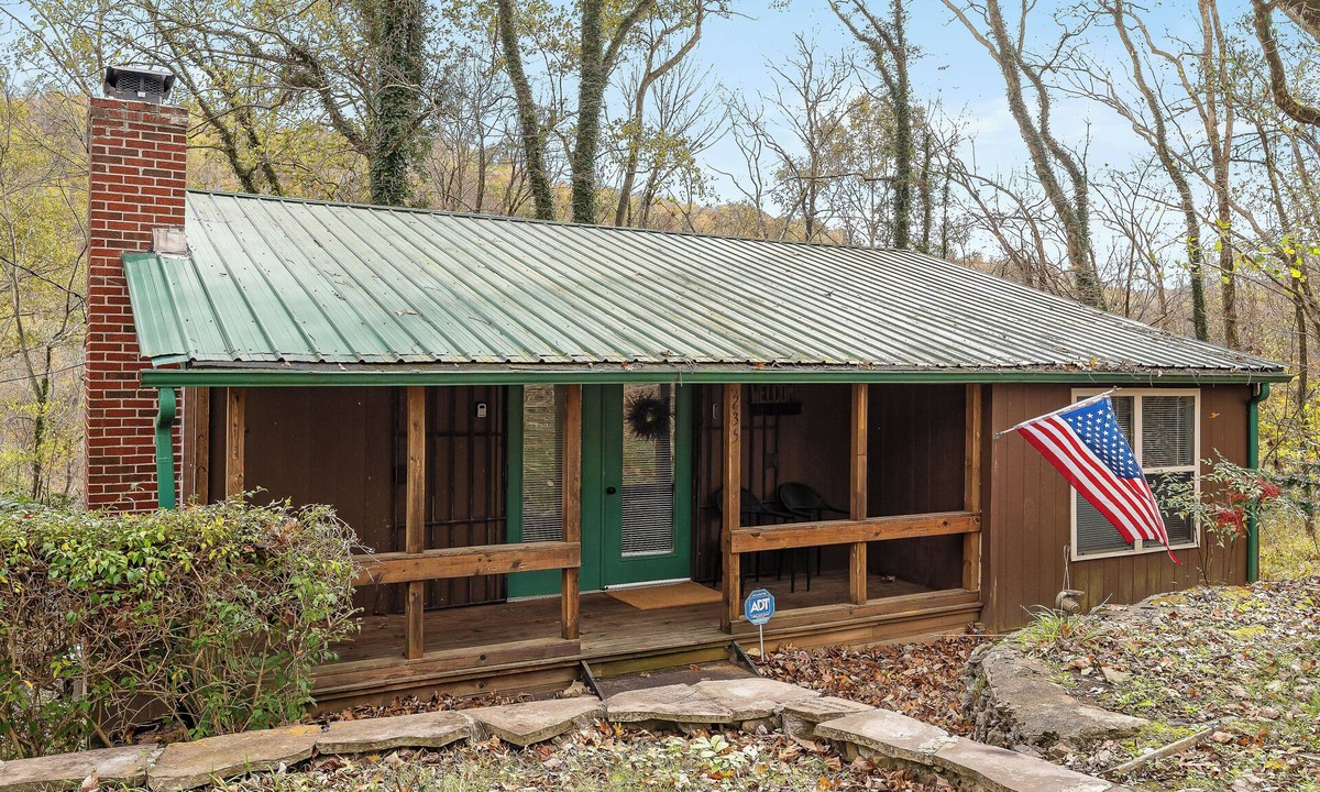 Smithville Cabin | Lake Haven Near Center Hill Lake