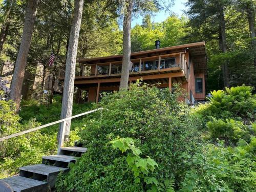 Monterey House | Lake Haven