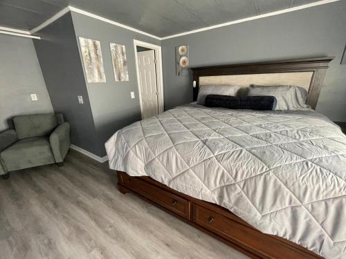 Roxboro House | Lake House Hide Away