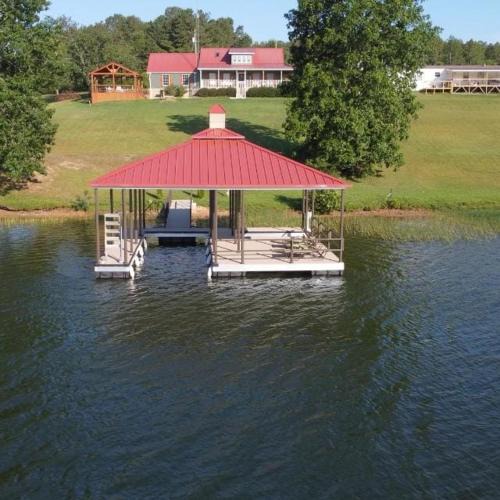 Phil Campbell House | Lake House