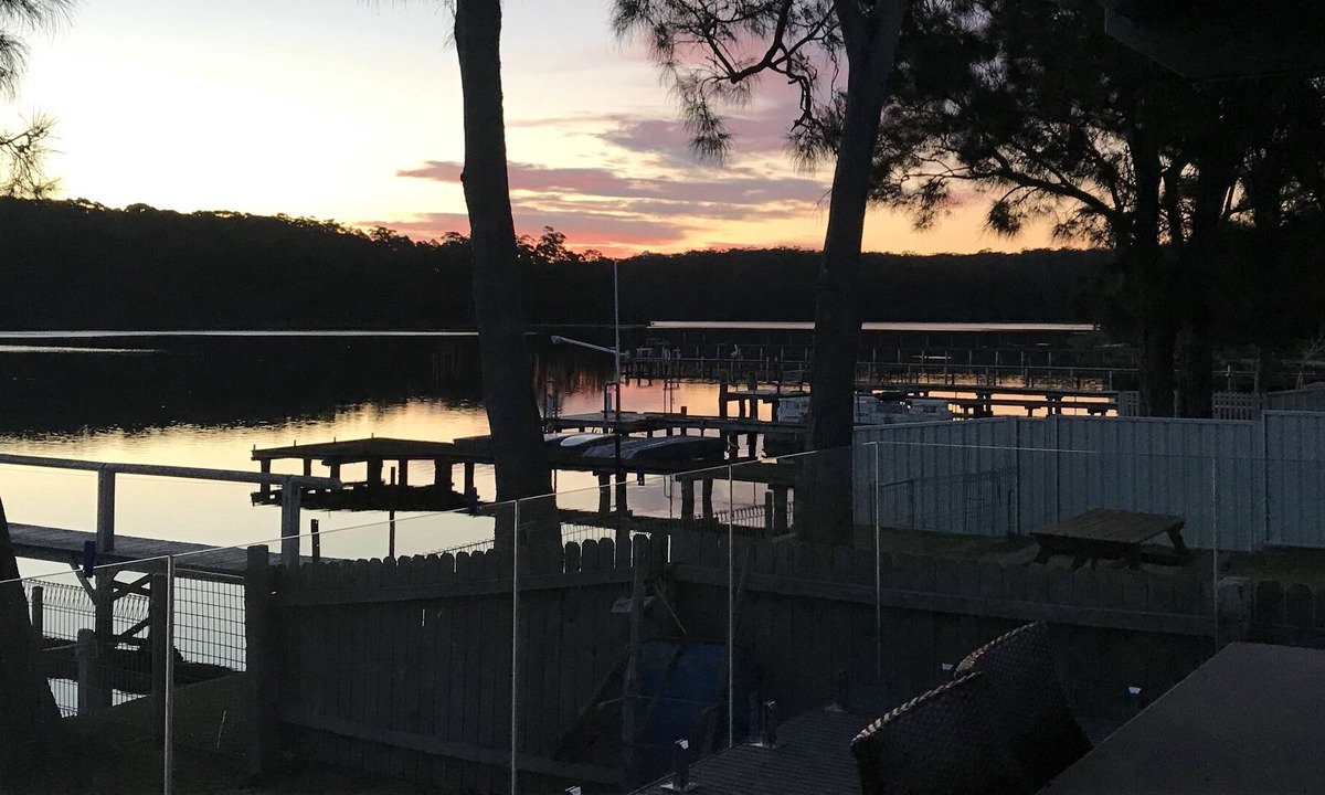 Burrill Lake House | Lake House with Absolute Waterfront and Private Jetty