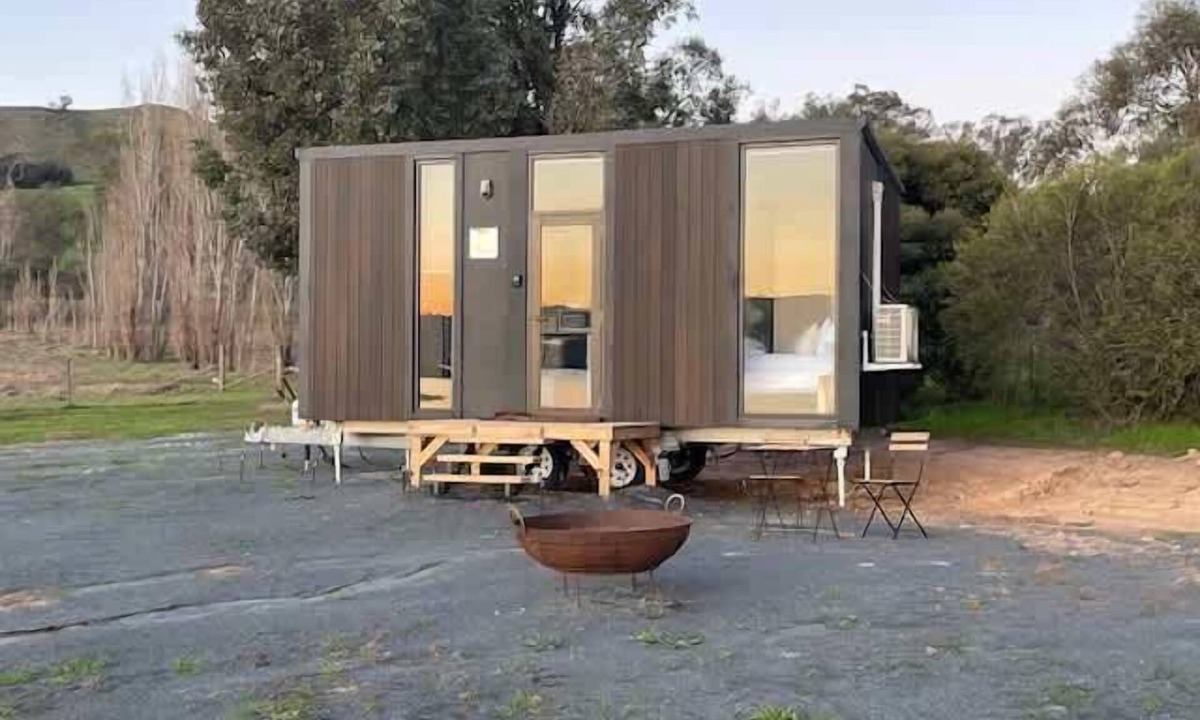 Bethanga House | Lake Hume Getaway by Tiny Away