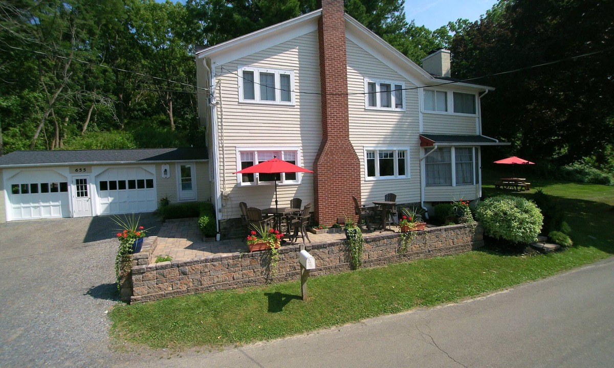 Penn Yan Cottage | Lake Keuka Fun & Sun i