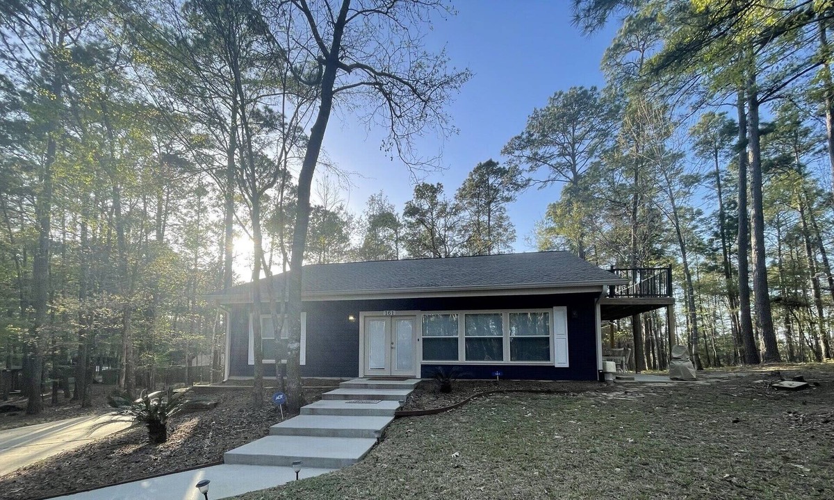 Cape Royale Cabin | Lake Livingston 4th of July Retreat! Perfect for Family and Child Friendly