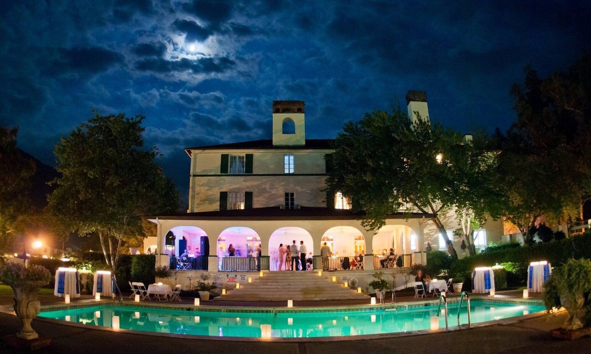 Lake Lure Hotel | Lake Lure Inn & Spa