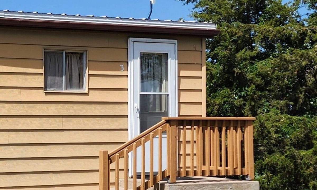 Lonergan Cabin | Lake Mac Lodge #3 - A welcoming cabin with AC in charming Lemoyne