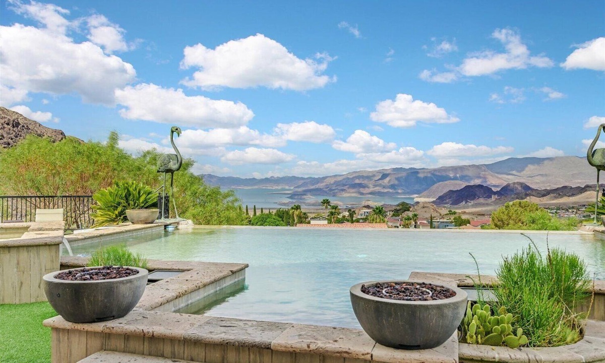 Boulder City House | Lake Mead Dream Home