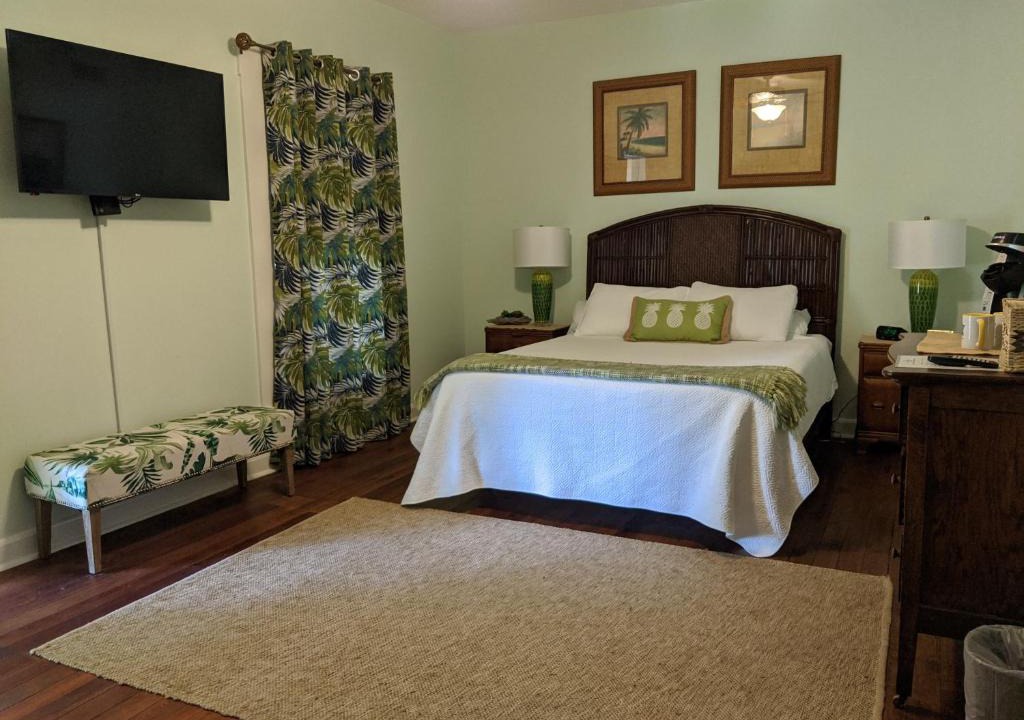 Minneola Hotel | Lake Minneola Inn