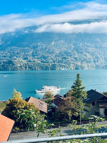 Niederried bei Interlaken Apartment | Lake & Mountain Retreat - Lake Brienz & Interlaken
