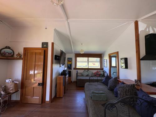 Awanui House | Lake Ngatu Cottage