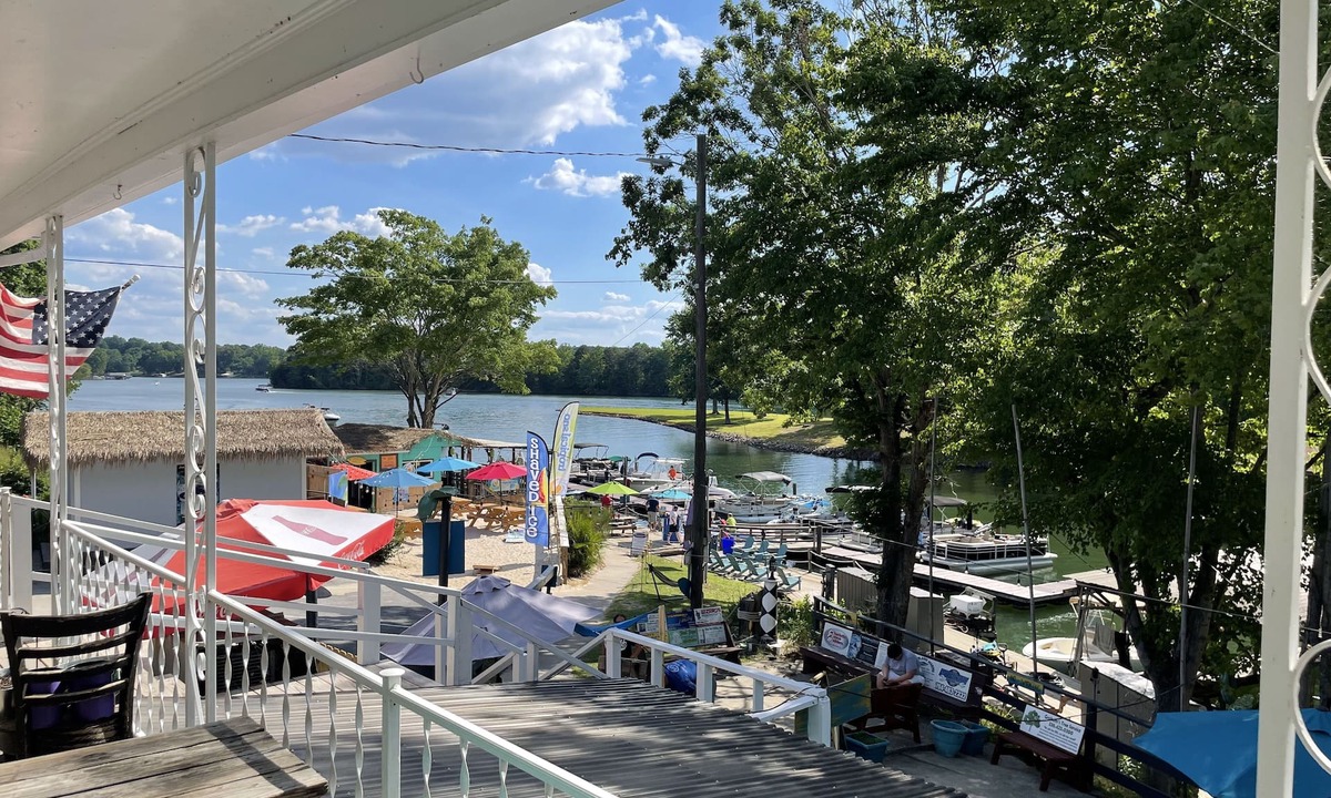 Lake Norman of Catawba Hotel | Lake Norman Hotel