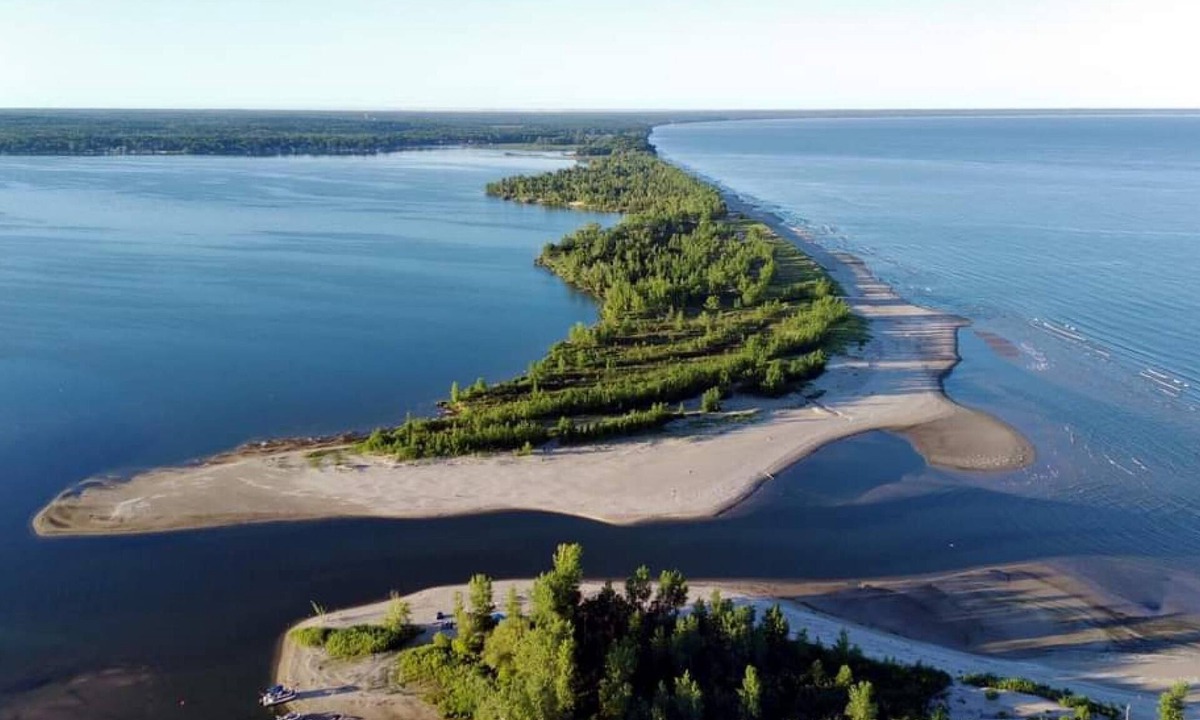 Sandy Creek Apartment | Lake Ontario Cottage BBQ Fire Pit