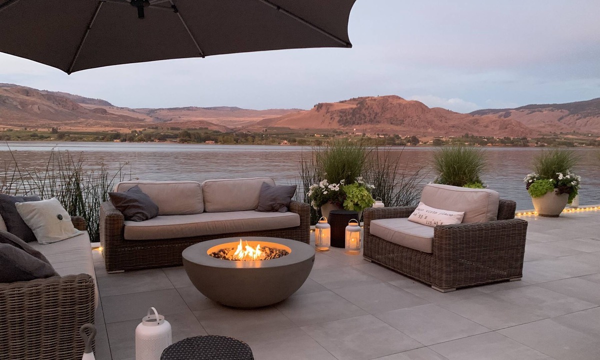 Oroville Cottage | LAKE OYSOYOOS Private Waterfront Oasis