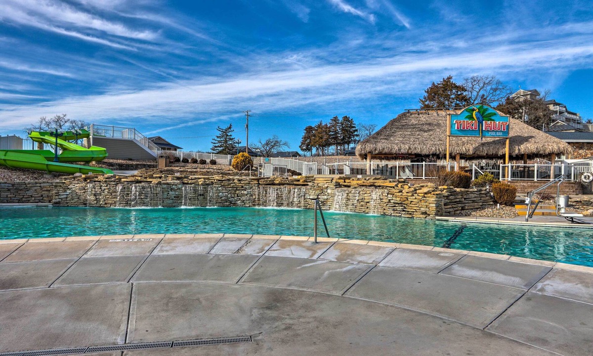 Osage Beach Cottage | Lake Resort Access & On-site Pool! Ozarks Getaway