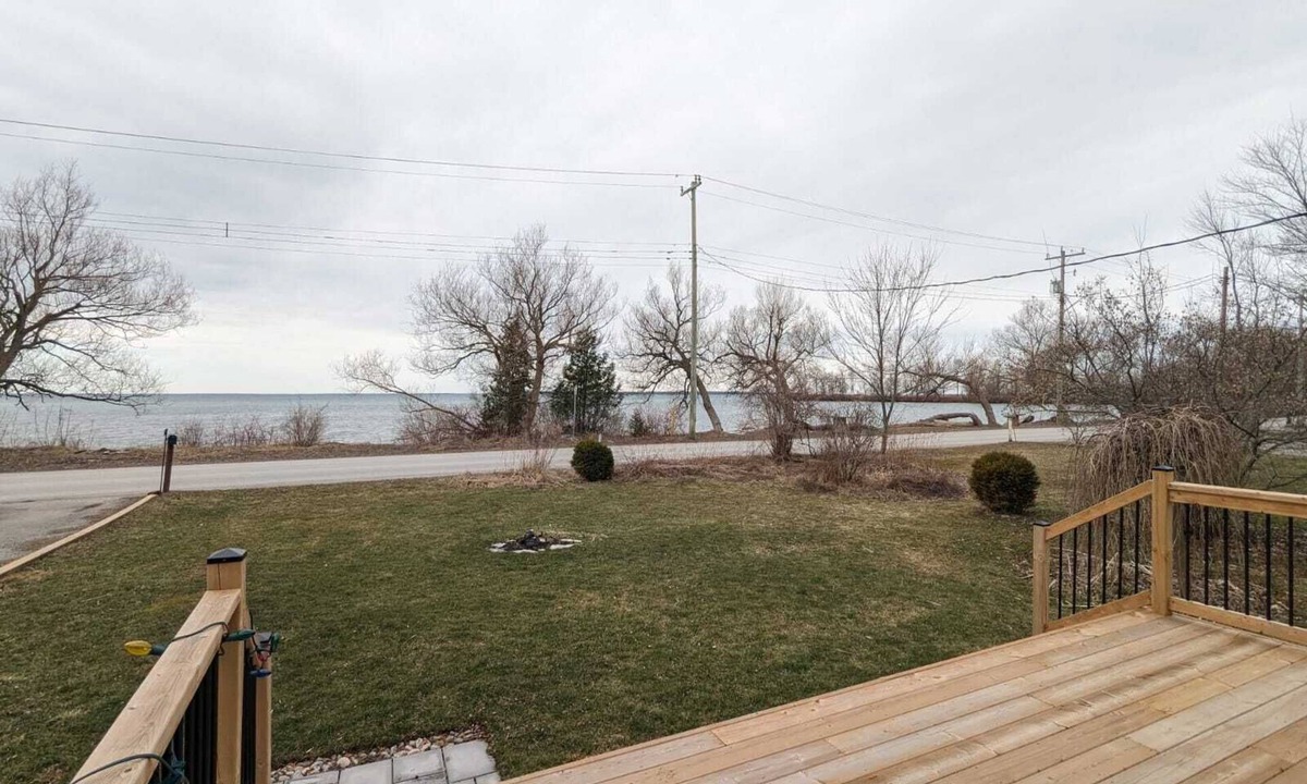 Woodville Cottage | Lake Simcoe Lakehouse for mid-term 28+ Day Rental