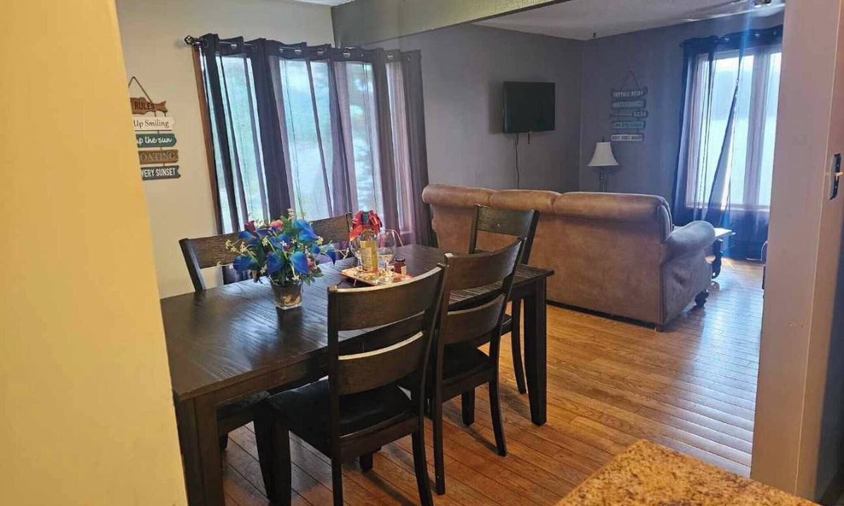 Algoma District Apartment | Lake Superior Waterffront Main Unit of Duplex Sleeps 8 ppl