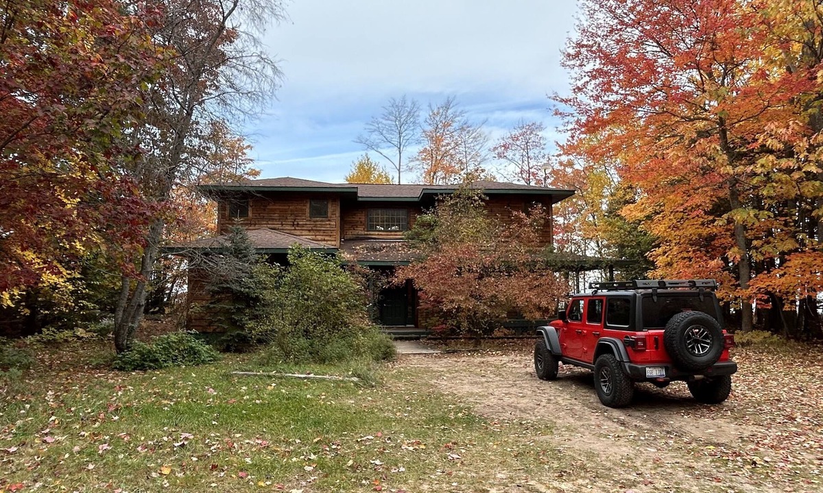 Brimley House | Lake Superior Waterfront home