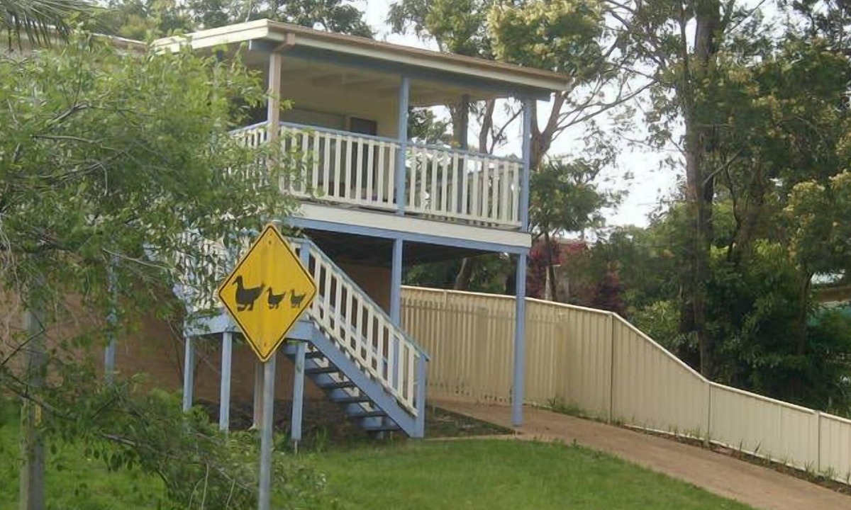 Lake Tabourie House | Lake Tabourie Duck on Inn