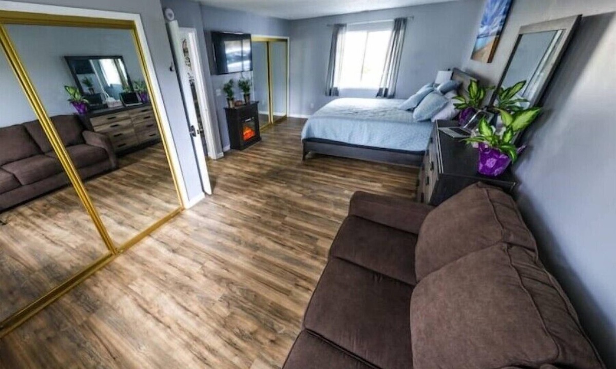 Country Club Estates House | Lake Tahoe Mountains - Kayaks, Bikes, Pet friendly