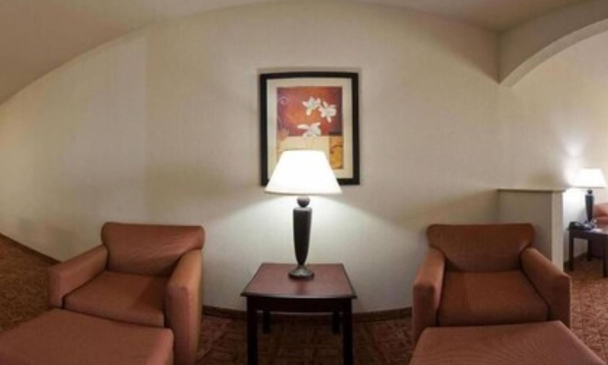 Denison Hotel | Lake Texoma Inn and Suites to match IHG