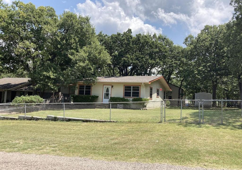 Gordonville House | Lake Texoma lake house