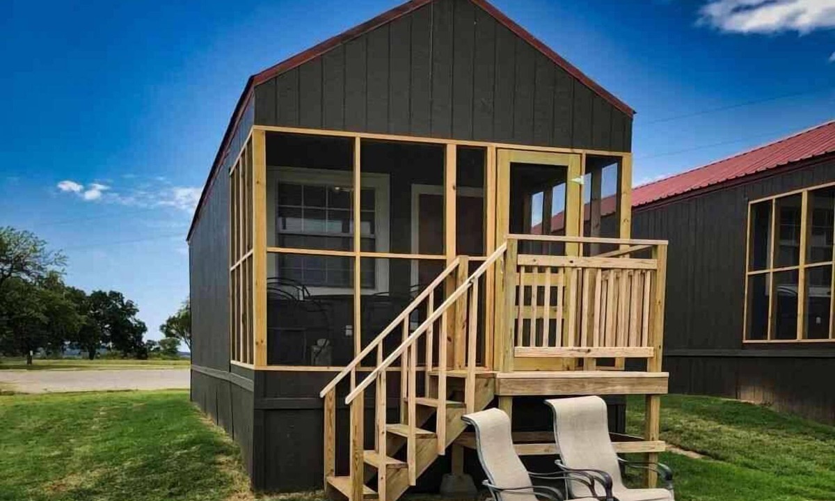 Mead Cabin | Lake Texoma Lakefront Cabin - Call of the Wild