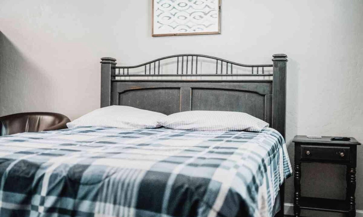Mead Apartment | Lake Texoma Room with Kitchenette