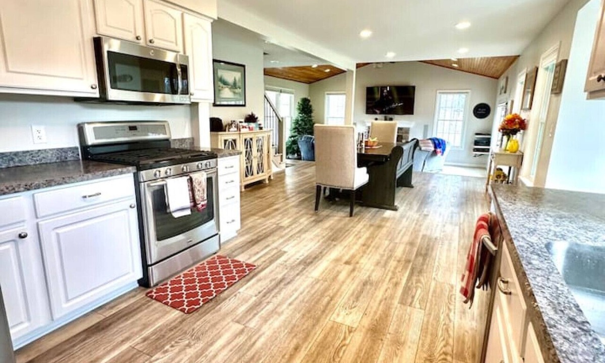 Livonia House | Lake Therapy on Conesus Lake