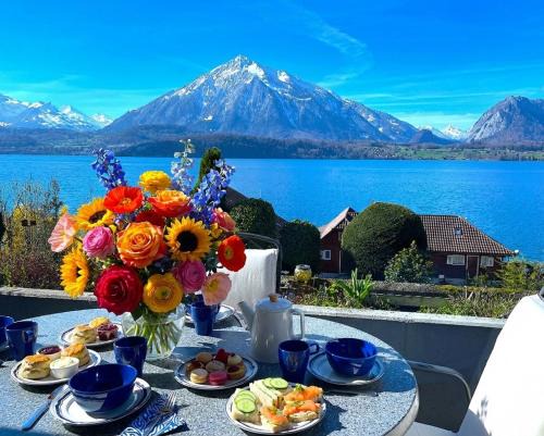 Goldiwil House | Lake Thun Alps Scenic Views and Concierge by SwissHut