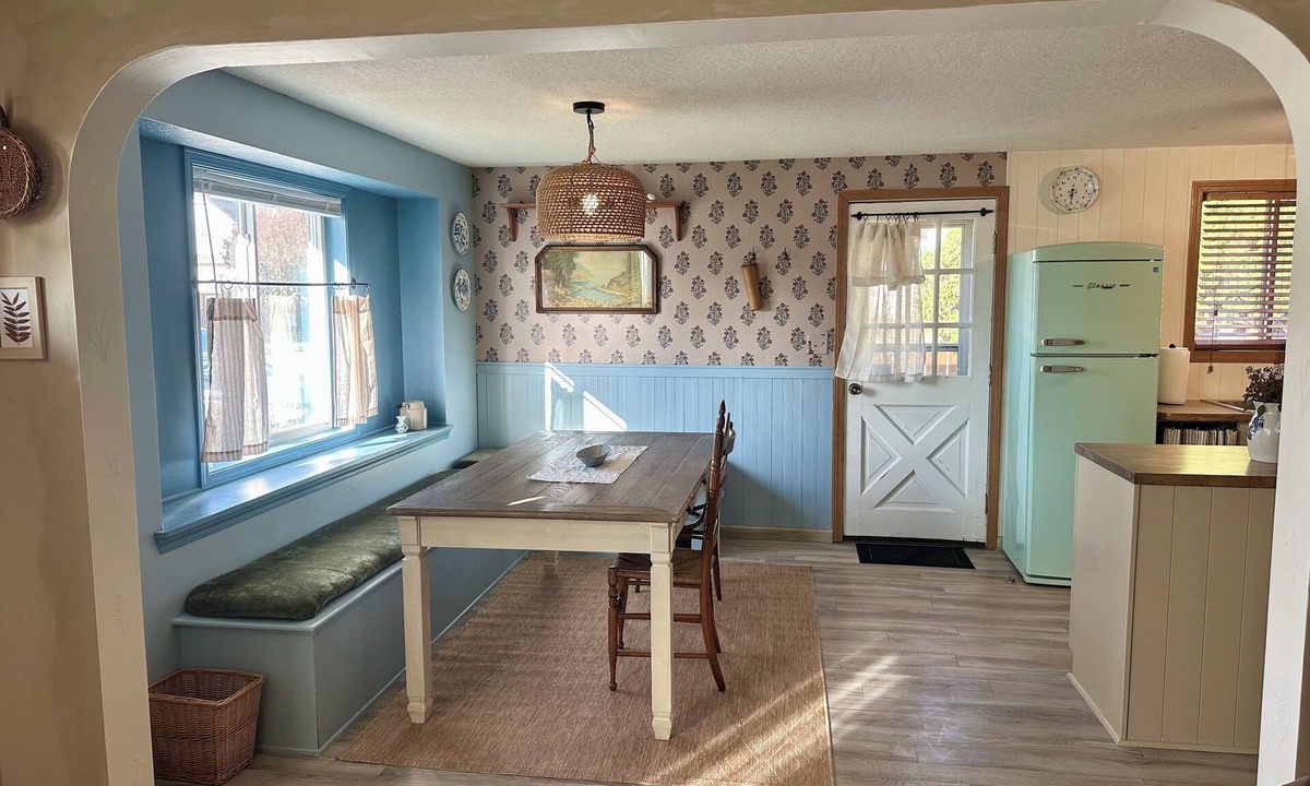 Downtown Kenosha House | Lake Town Beach Bungalow