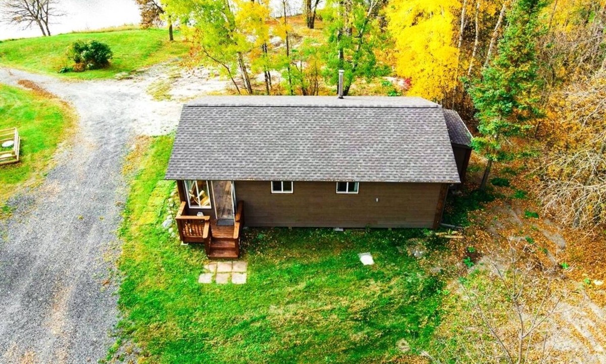 Sioux Narrows Nestor Falls Cottage | Lake View at White Pine Retreat - Fantastic Sunsets over the water