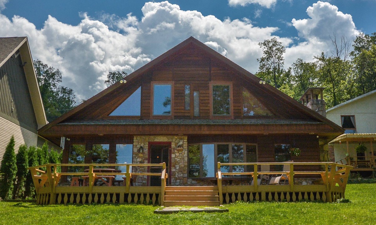 Thayerville Cabin | Lake View by Taylor Made Deep Creek