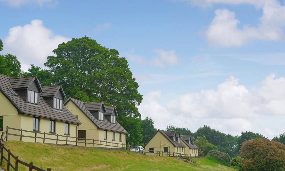 Liskeard Cottage | Lake View Cottage - CV7103