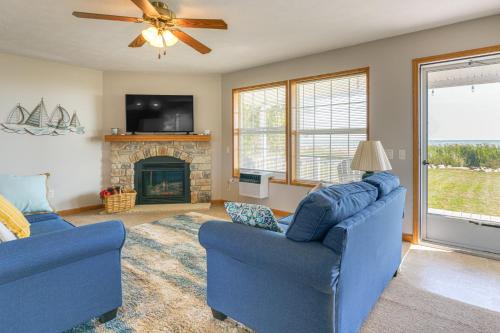 Harbor Beach House | Lake View Home w/Deck, Yard & Fire Pit!