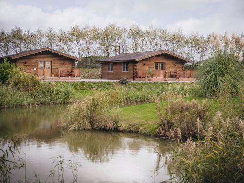 Old Leake House | Lake View Lodges - 25073