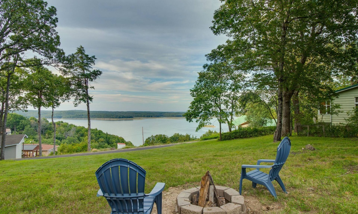 Mountain Home House | Lake-View Mountain Home Retreat w/Fire Pit!