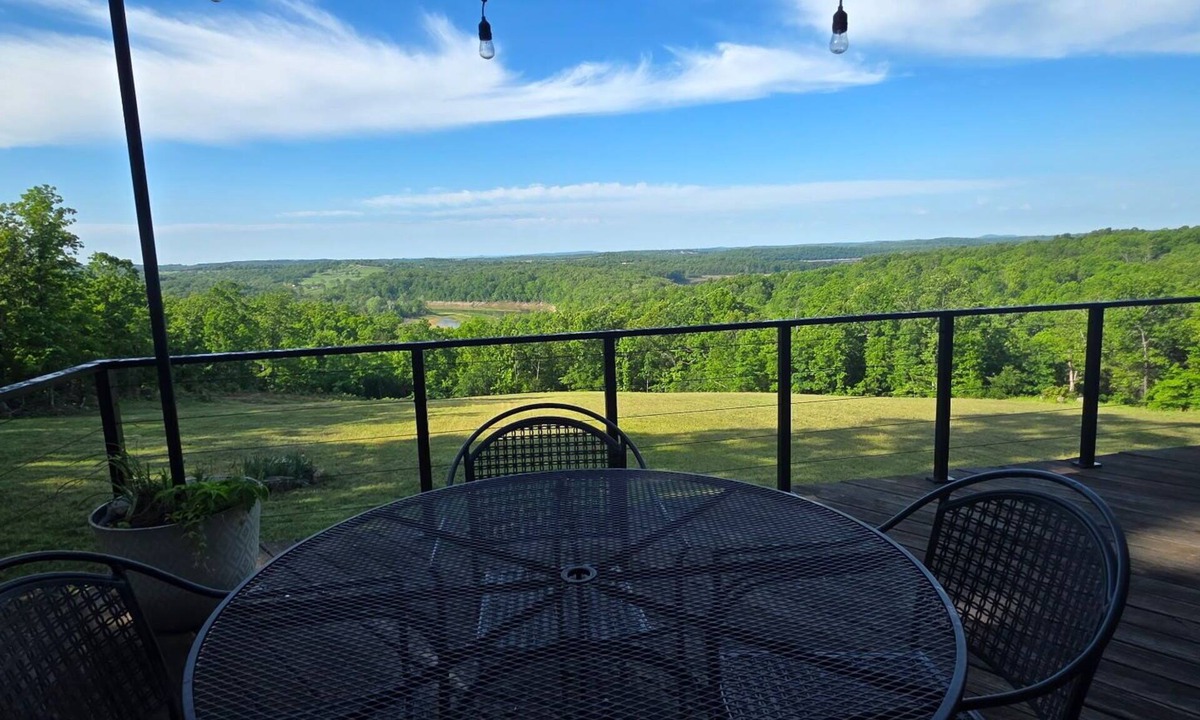 Henderson House | Lake View Retreat on 130 Acres w/Deck, Game Room & Sunset Views